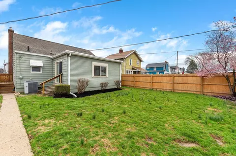 Exterior - 581 E Moler St, Columbus, OH 43207 photo 8 of 10
