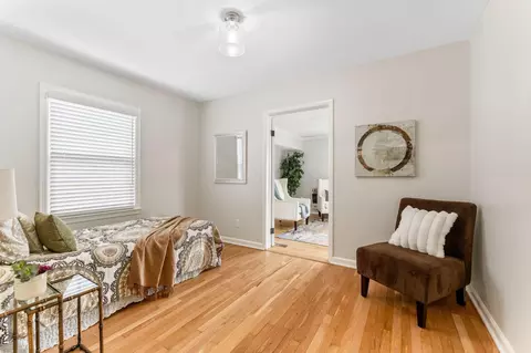 Bedroom - 581 E Moler St, Columbus, OH 43207 photo 3 of 11