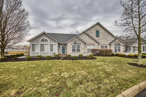 6162 Stonewalk Ln, New Albany, OH 43054