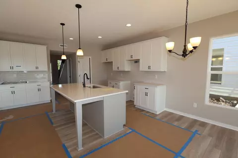 Kitchen - 7123 Unitas Loop, Powell, OH 43065 photo 1 of 1
