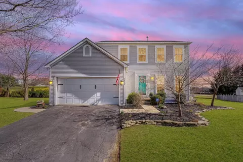 2433 Oakview Ln, Lancaster, OH 43130