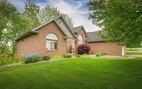 30 Woodlake Trl, Mount Vernon, OH 43050