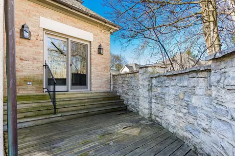 Exterior - 4 Lyonsgate, Columbus, OH 43209 photo 4 of 5