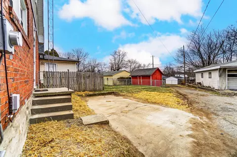 825 Oak St, Springfield, OH 45505 photo 5