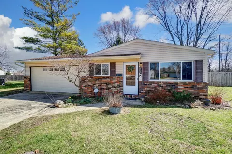 258 Ferndale Ct, West Jefferson, OH 43162