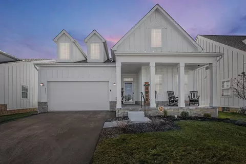 4595 Winding Oak Dr, Delaware, OH 43015