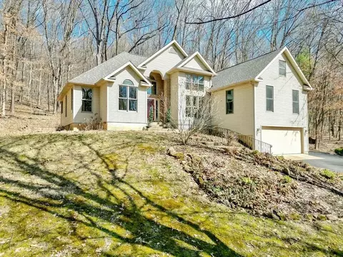 20643 Berry Rd, Mount Vernon, OH 43050