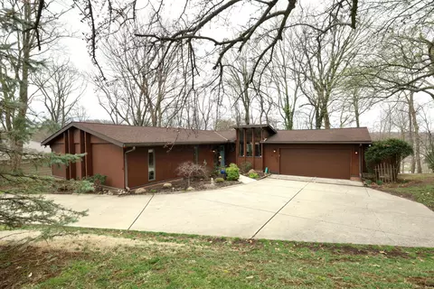 1625 Northwood Dr NE, Lancaster, OH 43130