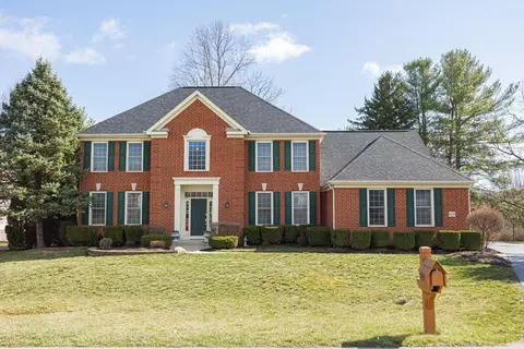 8439 Daventry Ct, Powell, OH 43065