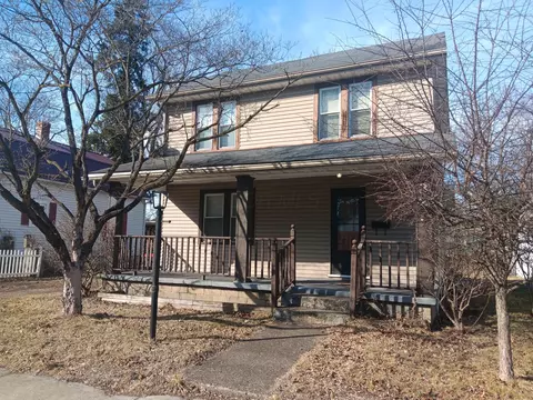 32 W Postal Ave, Newark, OH 43055