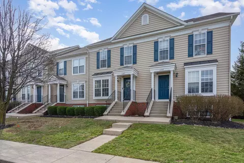6289 Needletail Rd, Columbus, OH 43230