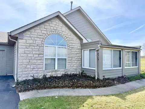 3692 E Links Cir, Hilliard, OH 43026