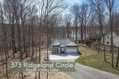 373 Ridgeland Cir, Howard, OH 43028