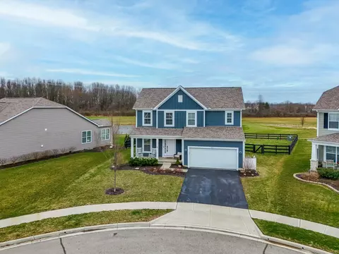 4677 Bobwhite, Shawnee Hills, OH 43065
