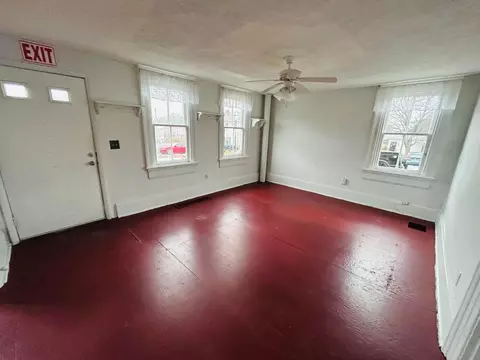 Living - 70 E Columbus St, Lithopolis, OH 43136 photo 2 of 4