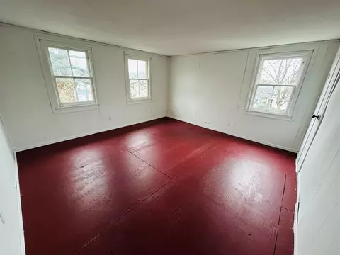 Bedroom - 70 E Columbus St, Lithopolis, OH 43136 photo 2 of 7