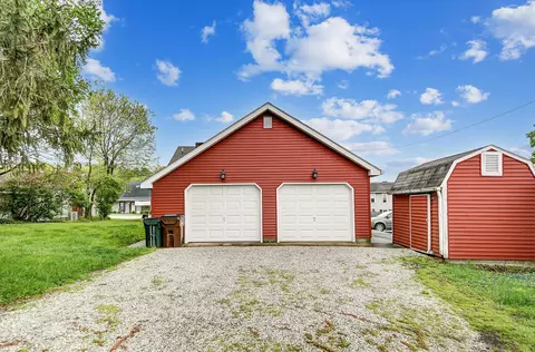 Exterior - 70 E Columbus St, Lithopolis, OH 43136 photo 8 of 12