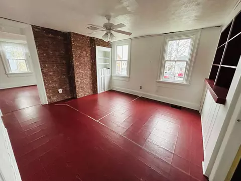 Living - 70 E Columbus St, Lithopolis, OH 43136 photo 3 of 4
