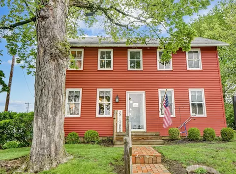 70 E Columbus St, Lithopolis, OH 43136