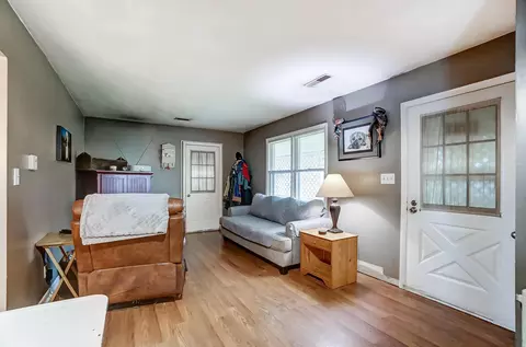 Entry Way - 70 E Columbus St, Lithopolis, OH 43136 photo 2 of 2