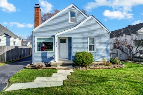 678 E Royal Forest Blvd, Columbus, OH 43214