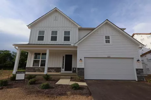 222 Silver Pine Ln, Lewis Center, OH 43035
