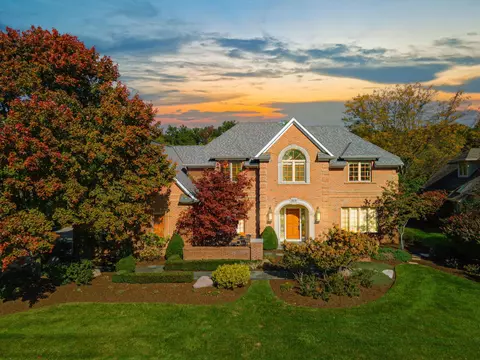 8231 Rookery Way, Westerville, OH 43082