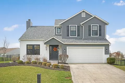 681 Preston Trails Dr, Pickerington, OH 43147