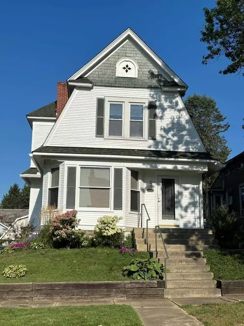 403 N Gay St #1/2, Mount Vernon, OH 43050