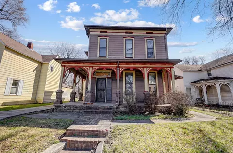 738 S Center St, Springfield, OH 45506