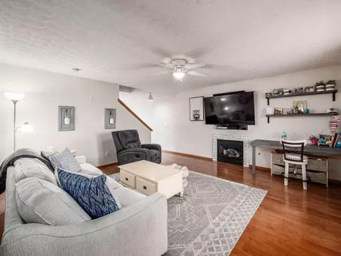 5269 Delaware St, Orient, OH 43146 photo 4