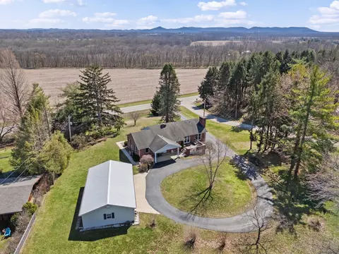 20493 State Route 104, Chillicothe, OH 45601