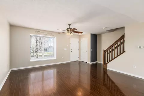 Living - 5164 Twin Falls Dr, Dublin, OH 43016 photo 3 of 8