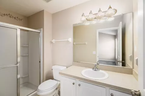 Bath - 5164 Twin Falls Dr, Dublin, OH 43016 photo 2 of 3