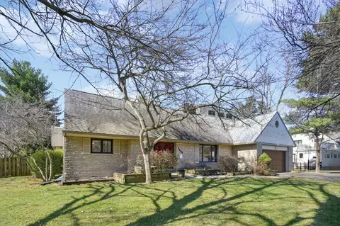 1929 Hillside Dr, Columbus, OH 43221