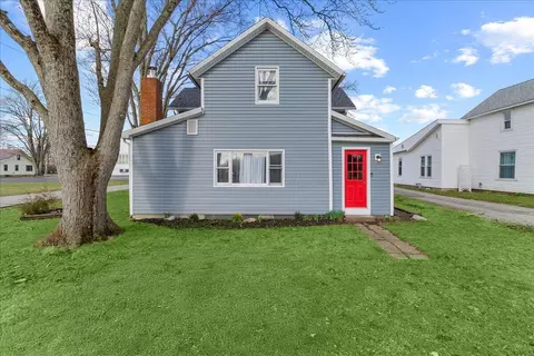 290 S Oak St, Lakeview, OH 43331