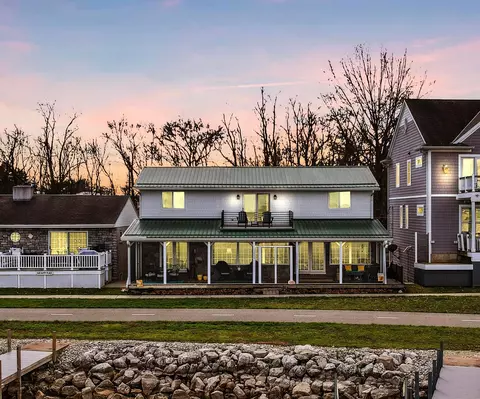 12544 W Bank Dr NE, Millersport, OH 43046