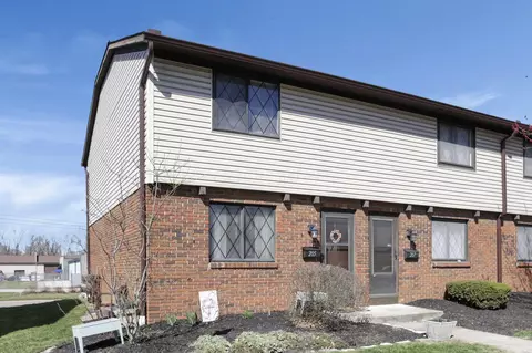 205 Nottingham Ct, Westerville, OH 43081