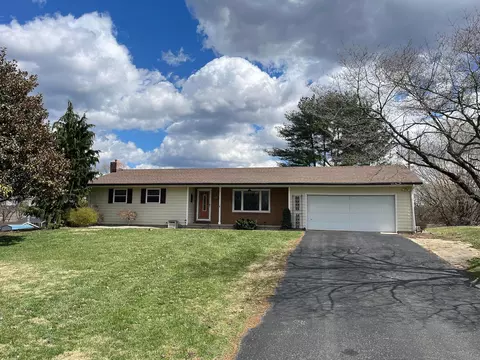 43 Carmel Dr, Chillicothe, OH 45601