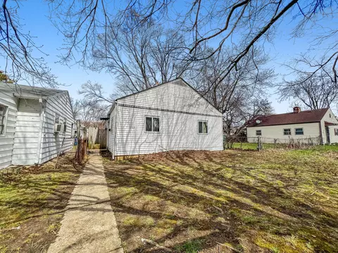 1262 E 15th Ave, Columbus, OH 43211