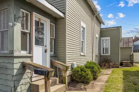 215 E Charles St, Bucyrus, OH 44820