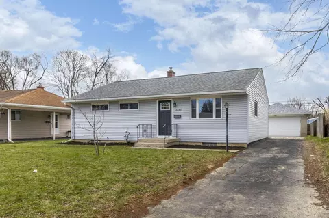 3283 Eakin Rd, Columbus, OH 43204