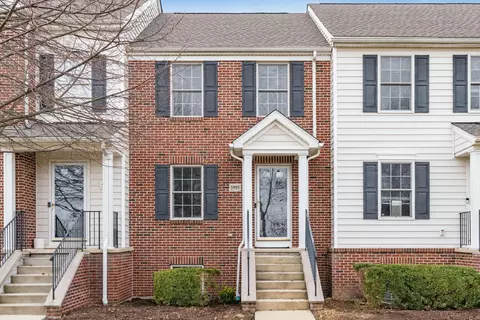 5995 Eden Valley Dr #603, Westerville, OH 43081