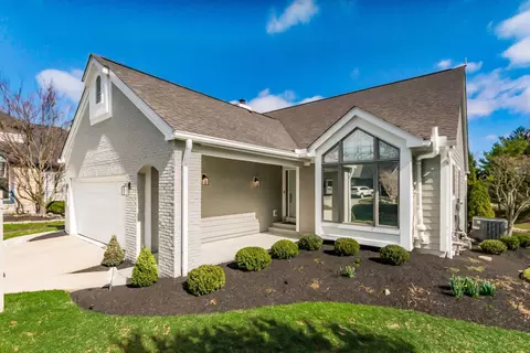 1310 Lakeside Pl, Worthington, OH 43085