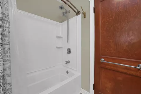 56 W Moler St, Columbus, OH 43207 photo 21