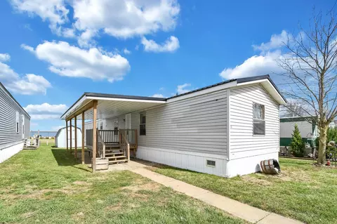 76 Yardner # 33, Johnstown, OH 43031