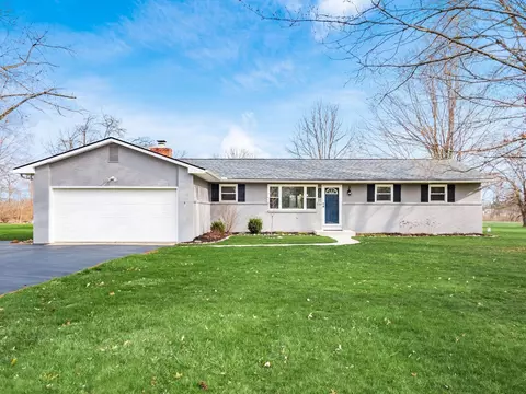 8380 Lucas Rd, Plain City, OH 43064