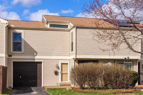 2052 Quail Ridge St, Columbus, OH 43229