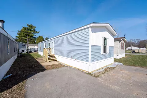 2288 W High St NE #LOT 12, Newark, OH 43055