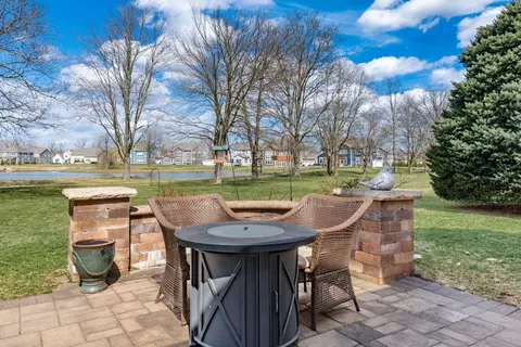 Exterior - 6465 Greenstone Loop, Dublin, OH 43016 photo 6 of 11